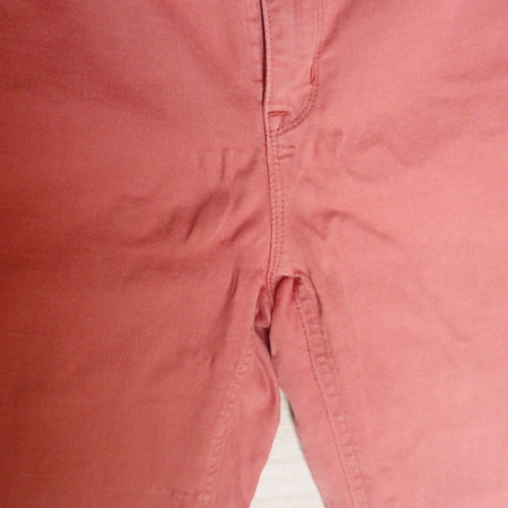 Old Navy Women's Coral Skinny Jeans - Picture 9 of 10